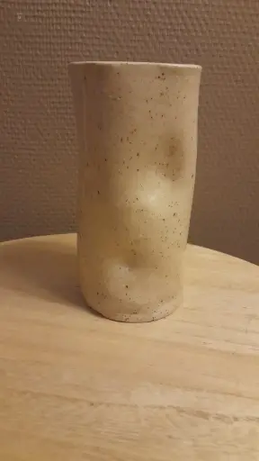 Vase tordu